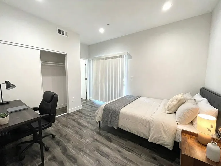 1638 N Soto St — Photo 7