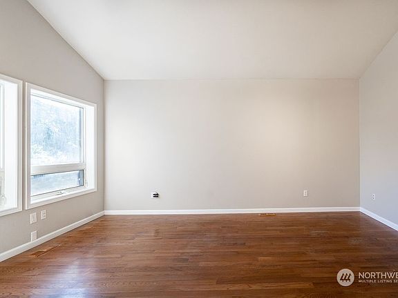 5th image of 110 W Ernst Place