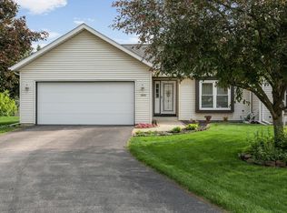 2001 Poppy Ct, Mishawaka, IN