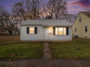 1021 Washburn Ave, Kalamazoo, MI