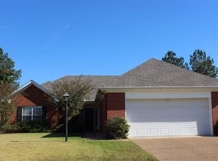 14 Old Bridge Cv, Byram, MS 39272