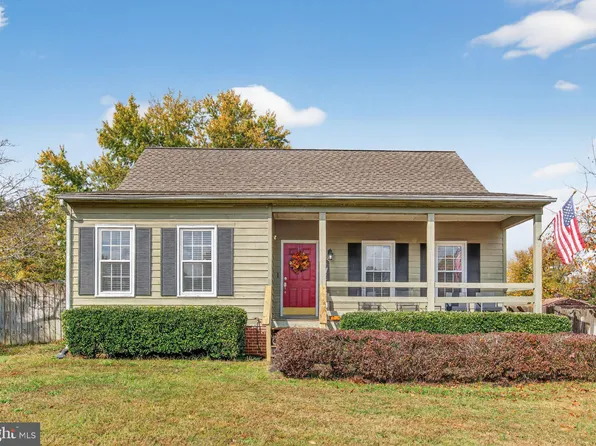 11402 Warner Dr, Fredericksburg, VA 22407