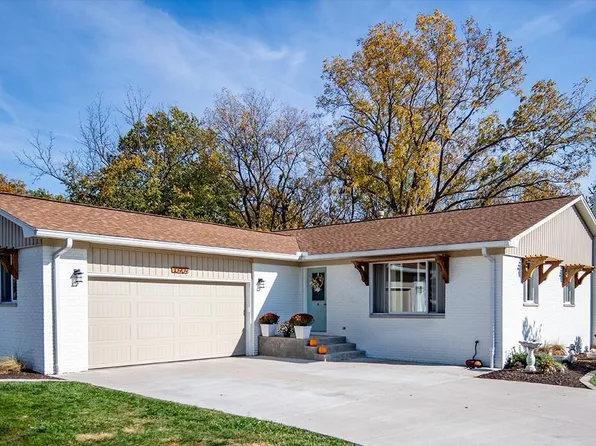 10909 51st Street Ct, Milan, IL 61264