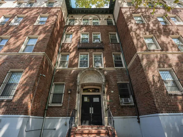 Castle Hill Apartments