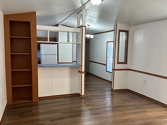 4th image of 4525 Pine Knoll Dr