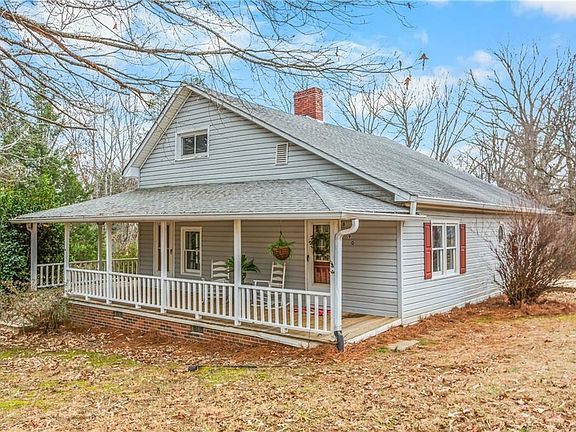 2nd image of 8290 Lake Ridge Dr