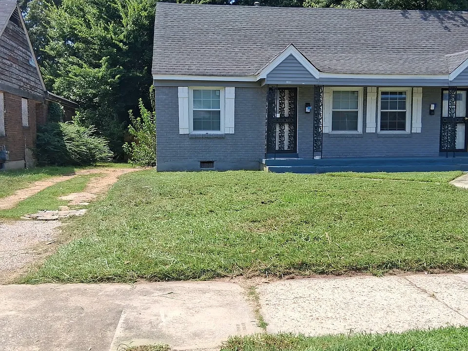 1359 Chadwick Cir
