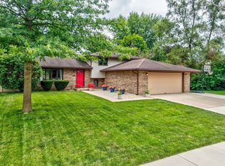 921 4h Rd, Ottawa, IL 61350