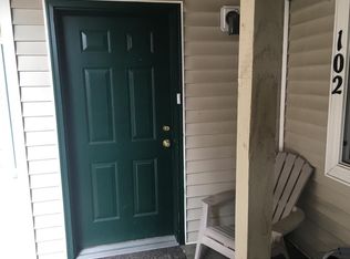 1221 University Ave APT D102, Fort Collins, CO 80521