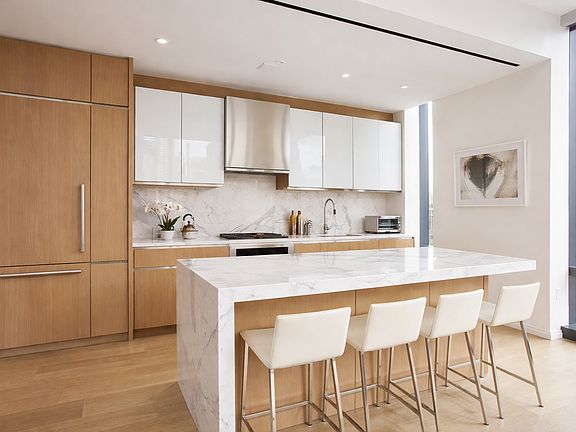 2nd image of 277 5th Ave #21A