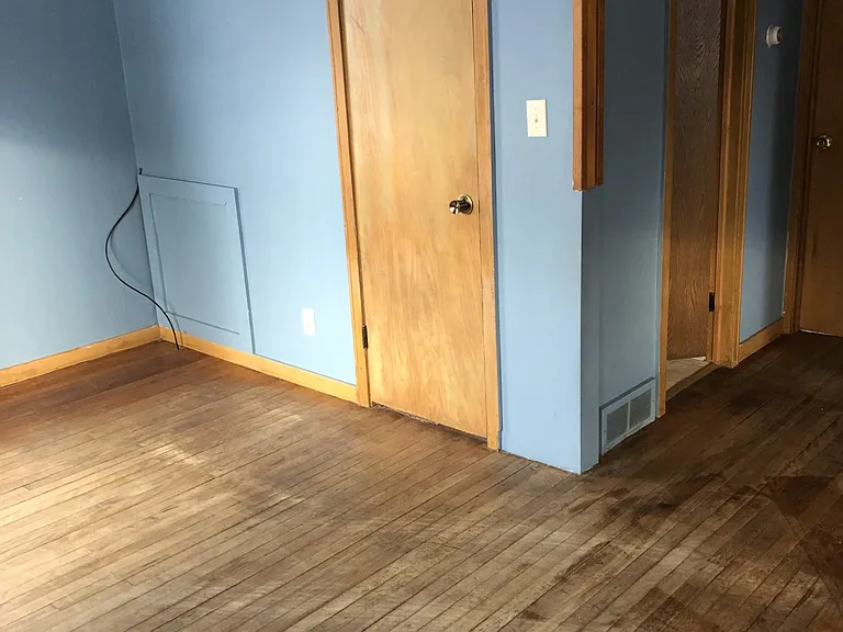539 Elm St — Photo 4