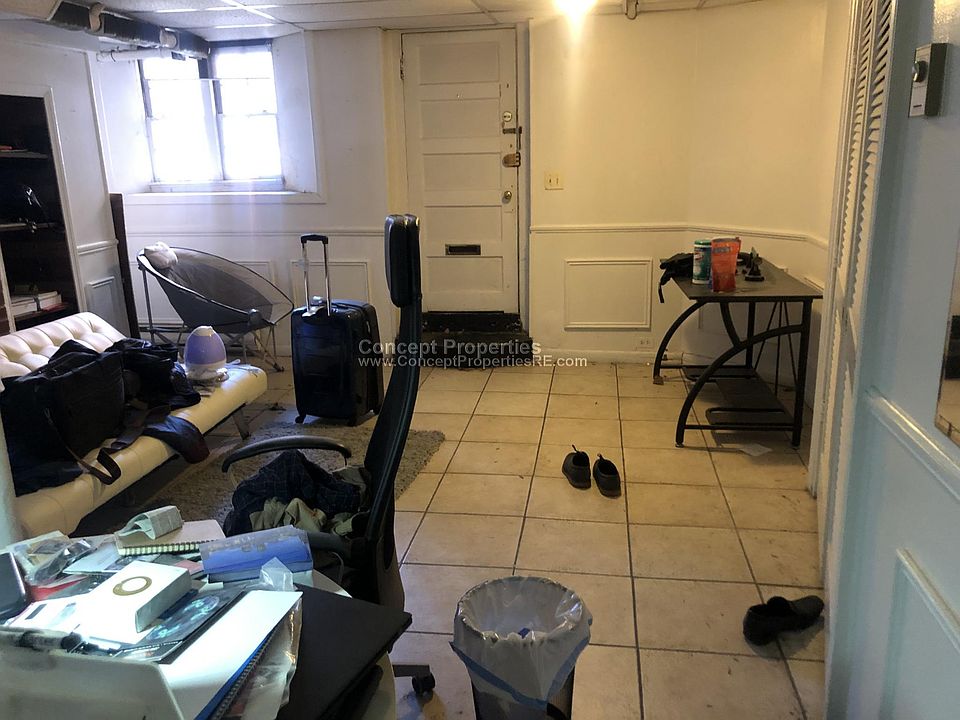 2nd image of 11 Myrtle St #J2