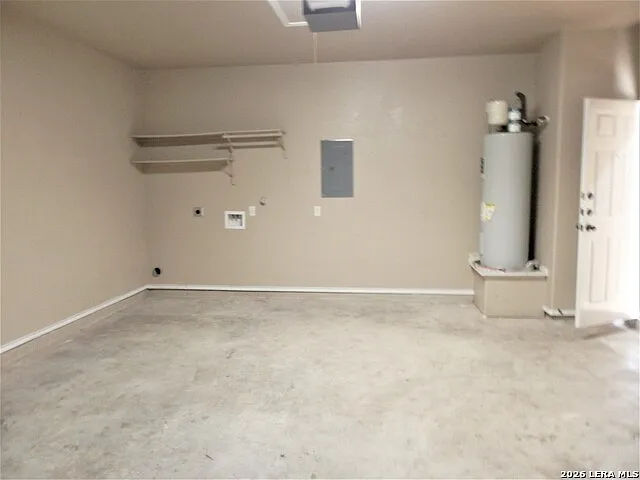 1033 Carolyn Cv — Photo 21