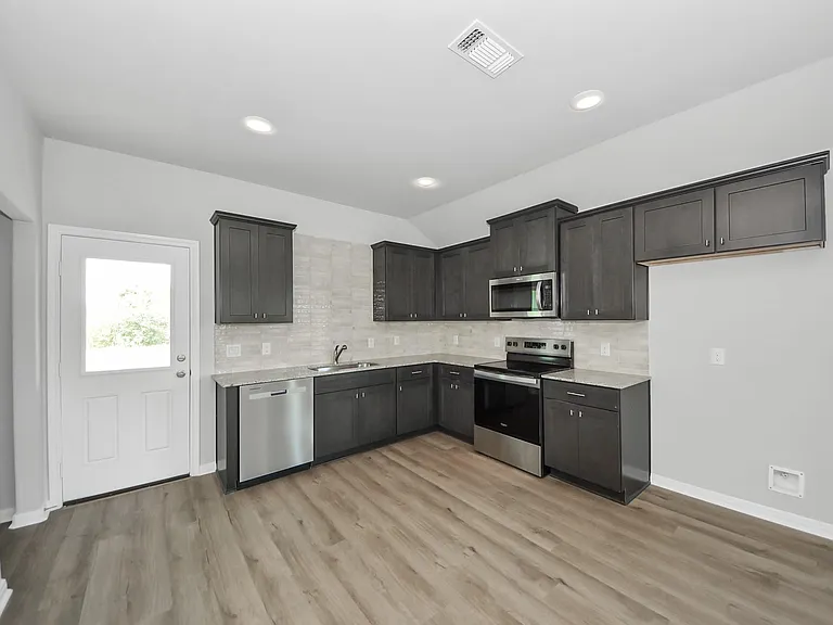 288 Buckskin Dr — Photo 16