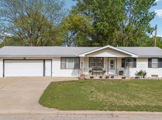 6322 N Hydraulic Ave, Wichita, KS 67219