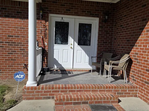1439 Olin Rd, Summerton, SC 29148