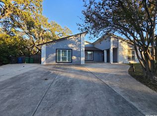 8410 Shallow Creek Dr, San Antonio, TX 78251