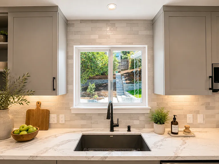 44 Millay Pl — Photo 9