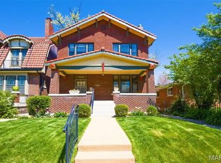 5843 Waterman Blvd, Saint Louis, MO 63112
