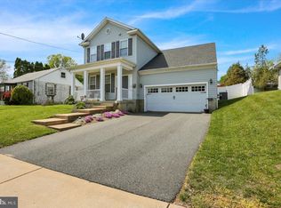 1321 Logan St, Reading, PA 19607