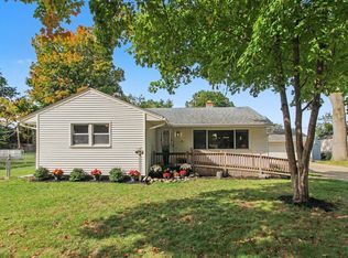 211 Emerson Ave, Ypsilanti, MI 48198