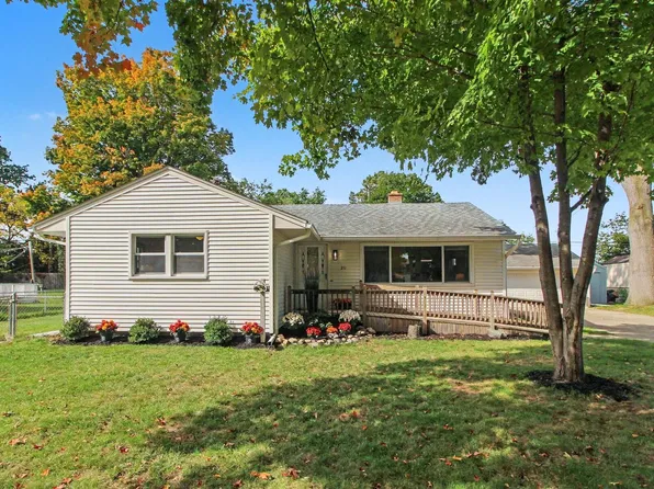 211 Emerson Ave, Ypsilanti, MI 48198