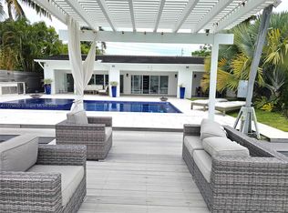 1150 S Biscayne Point Rd, Miami Beach, FL 33141