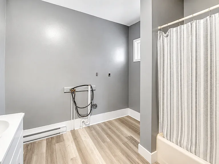 85 Fairview Pl #2 — Photo 4