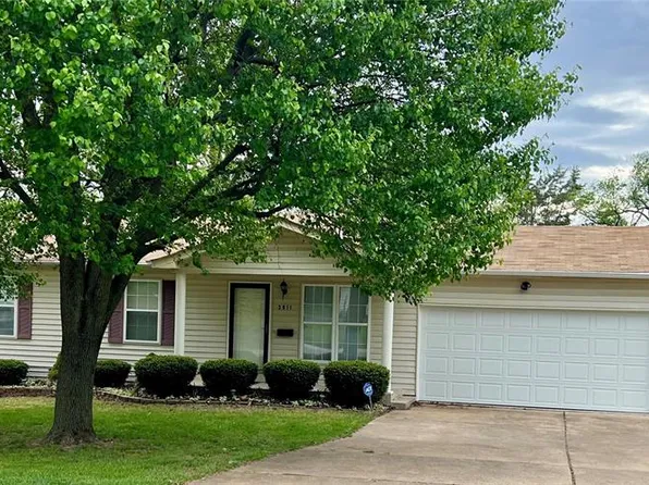 3911 Jane Ave, Saint Ann, MO 63074