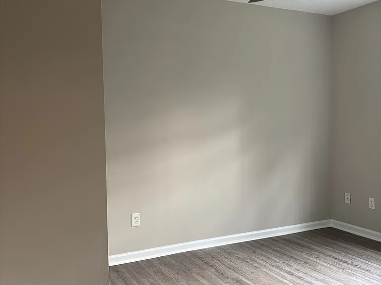 4957 Verdis St — Photo 11