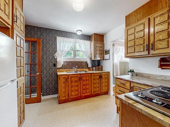 4th image of 45 Grieve Street