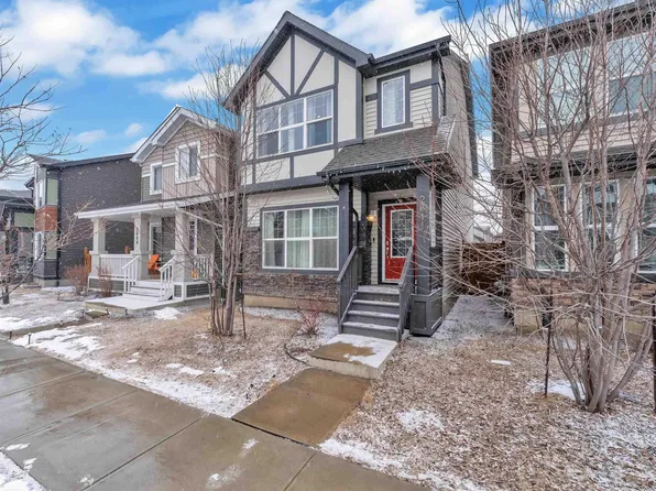 2611 Price Cmn SW, Edmonton, AB T6W 3P9