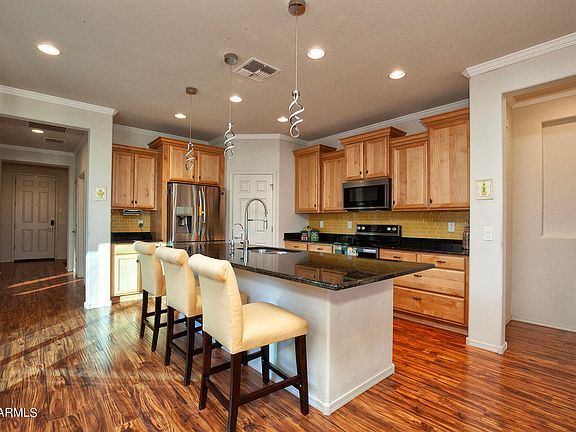 3rd image of 26652 W ZACHARY Drive
