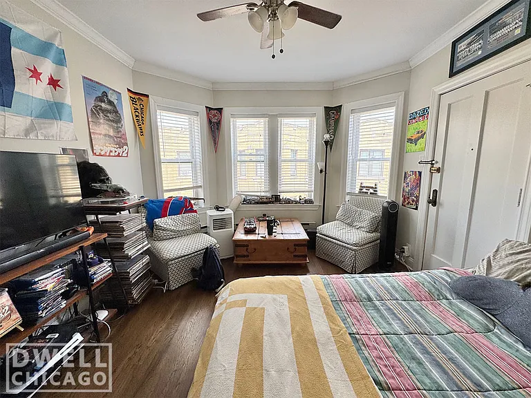 3823 N Greenview Ave #1 — Photo 10