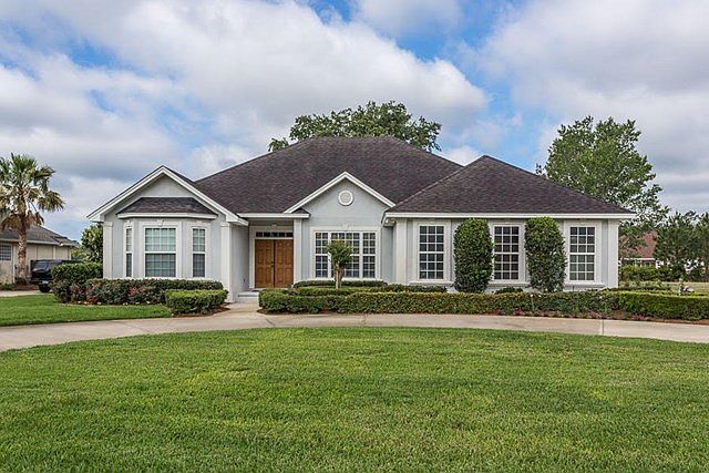 1st image of 133 Edge Water Dr