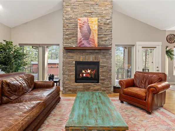 1395 Gore Circle, Larkspur, CO 80118