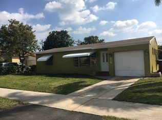 918 NE 5th St, Hallandale, FL 33009