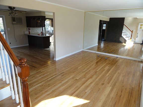 2nd image of 93 Lawrence St