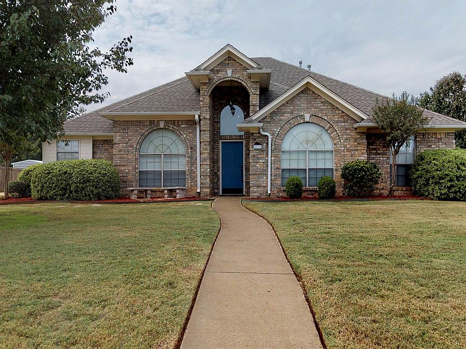 1st image of 6017 Summerwood Ln