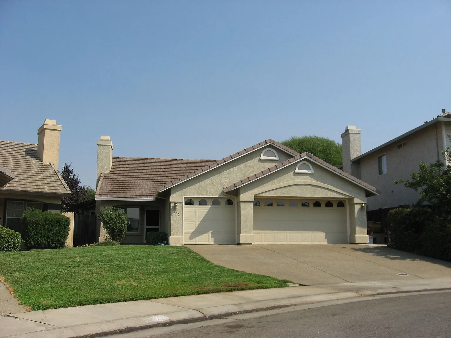 2260 Meadowland Ct photo 1