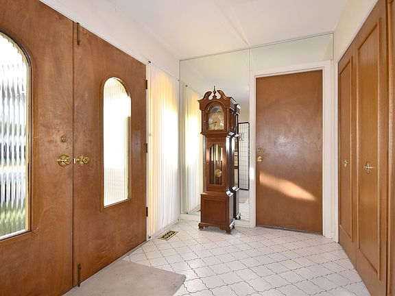 2nd image of 2214 E Michael Manor Ln