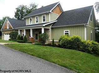 240 Ridge Of Summit Dr, Morgantown, WV 26508