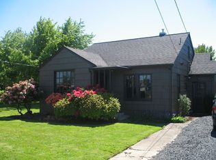 249 SW 9th St, Dundee, OR 97115