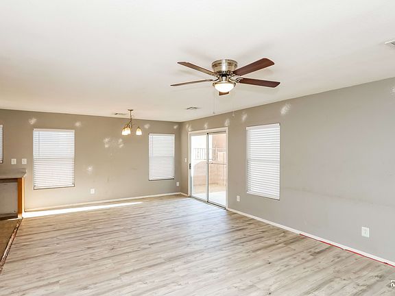 4th image of 562 Swiss Cottage Ave