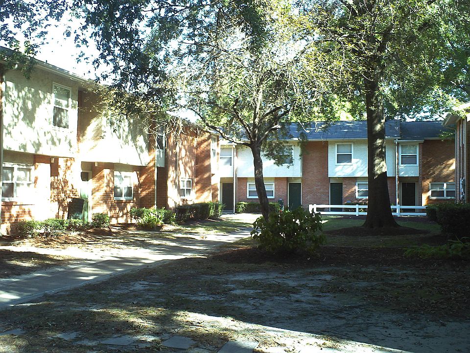1st image of 409 Williams Ct #409W