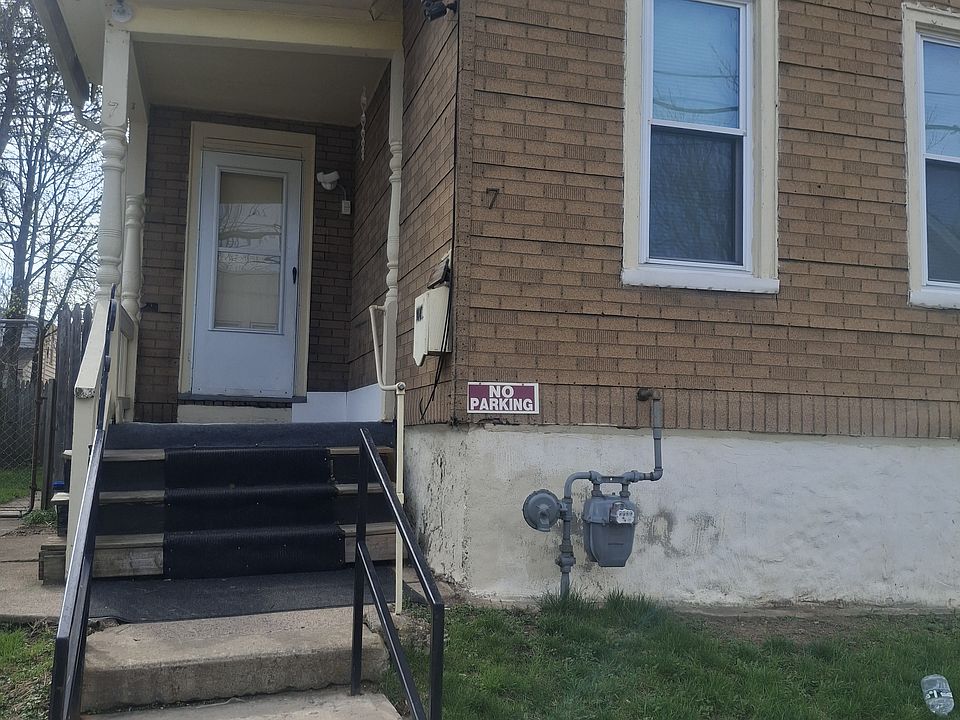 1st image of 7 Rugraff St