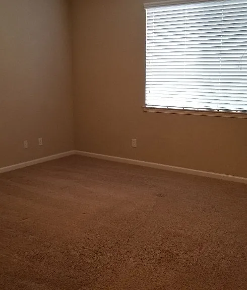 12015 Country Garden Dr — Photo 13