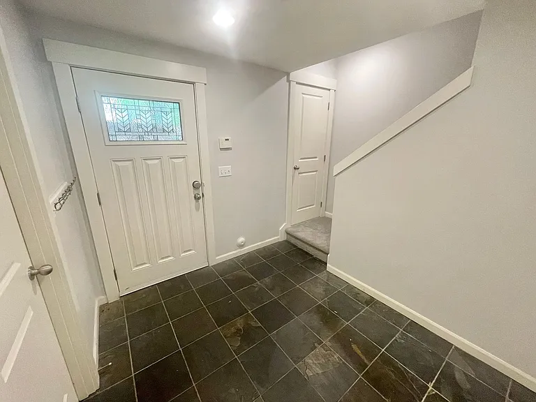 3503 NE 110th St — Photo 18