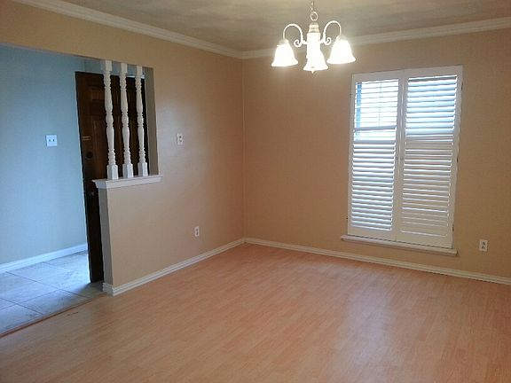 5th image of 3425 Hillsdale Ln