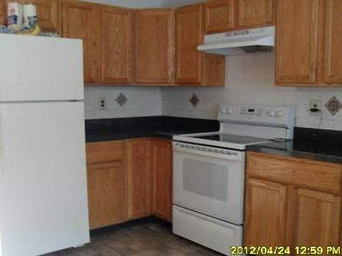 3rd image of 6 Franklin Ave